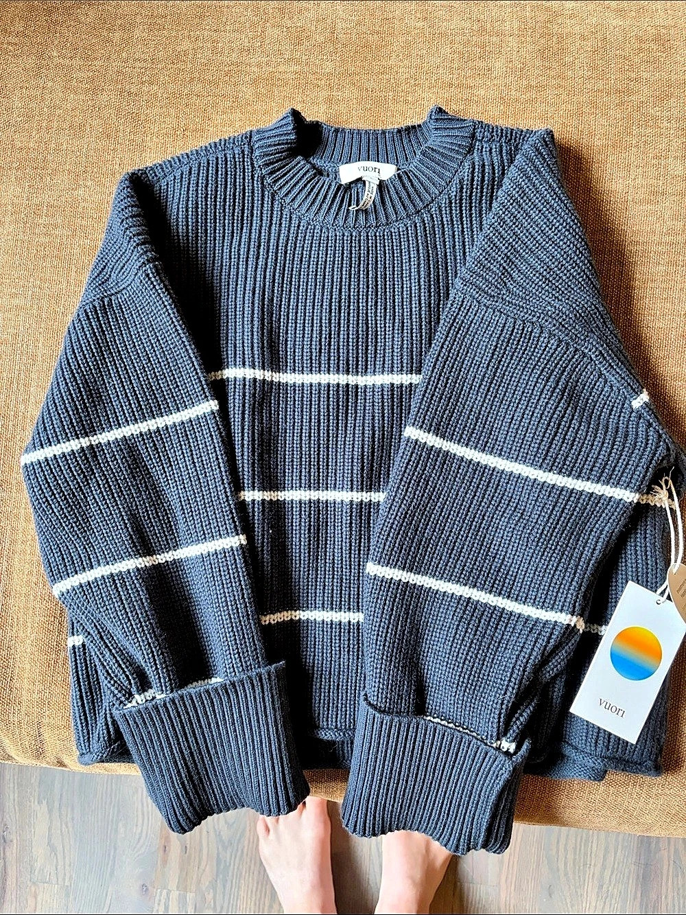 Vuori Montauk Crew Striped Sweater Blue & White Small NWT